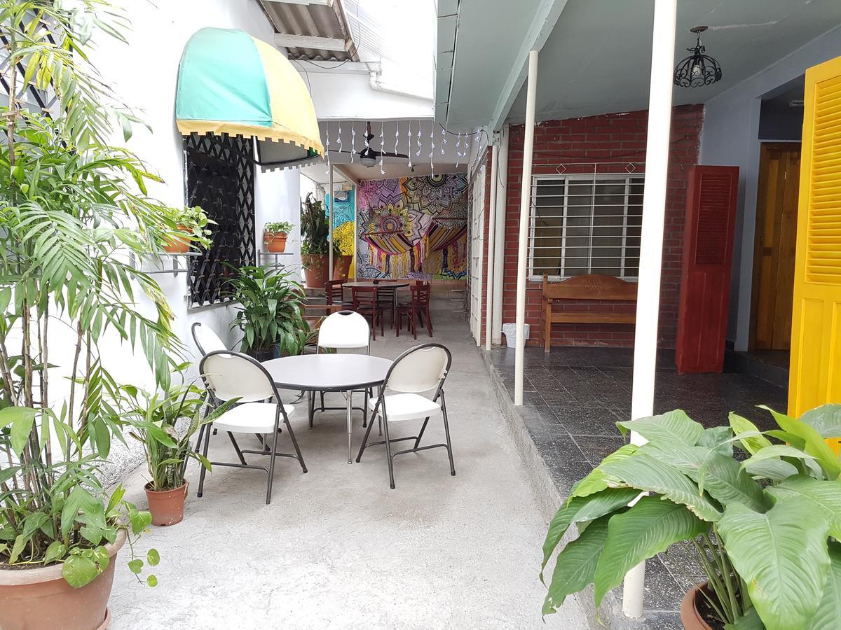 Hostal Aqui Me Quedo San Pedro Sula Eksteriør bilde